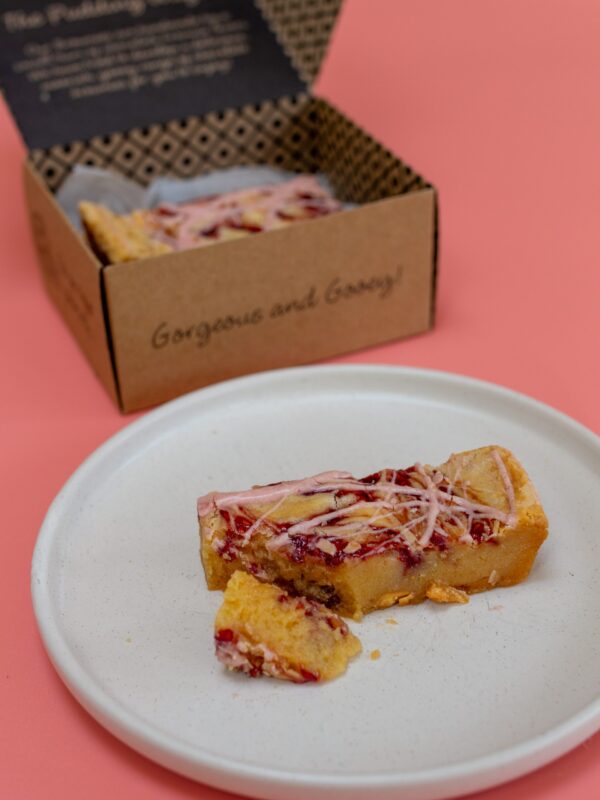 Raspberry Ripple 'Gin' Blondies